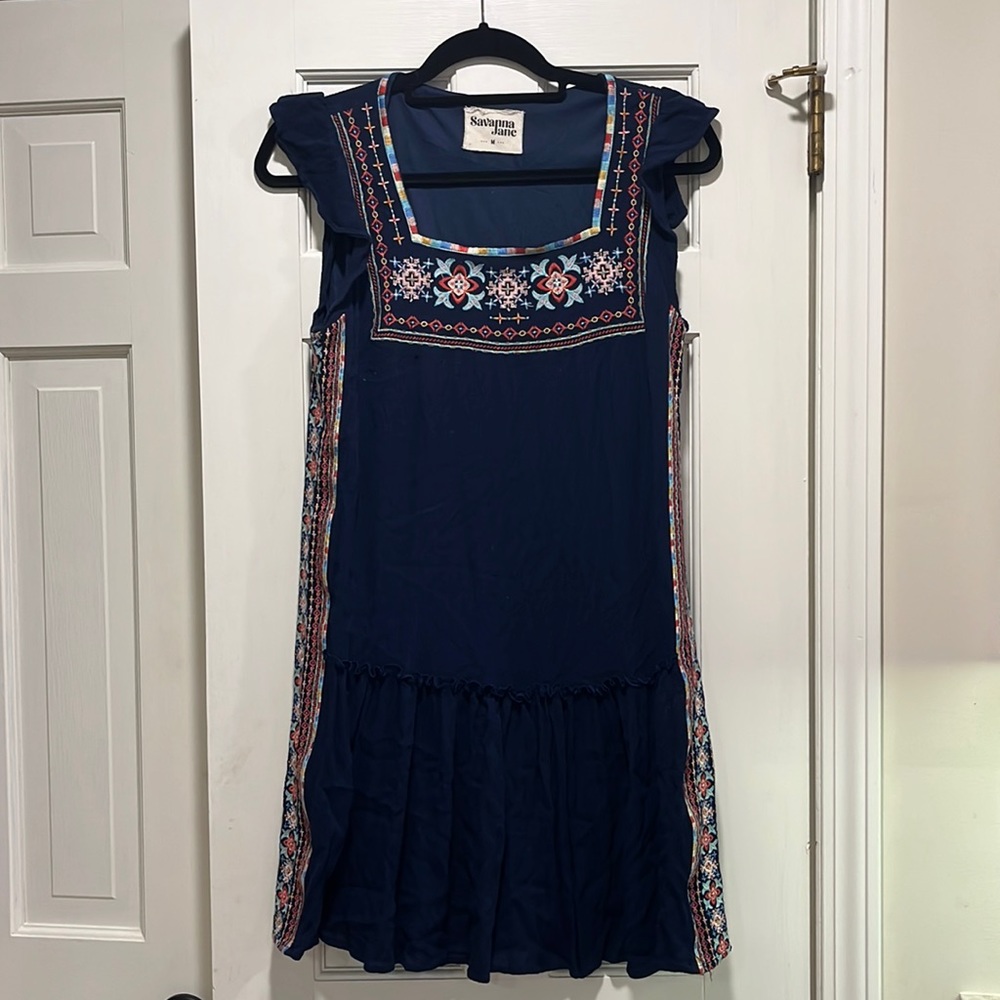 Savanna Jane embroidered floral dress. Navy size medium